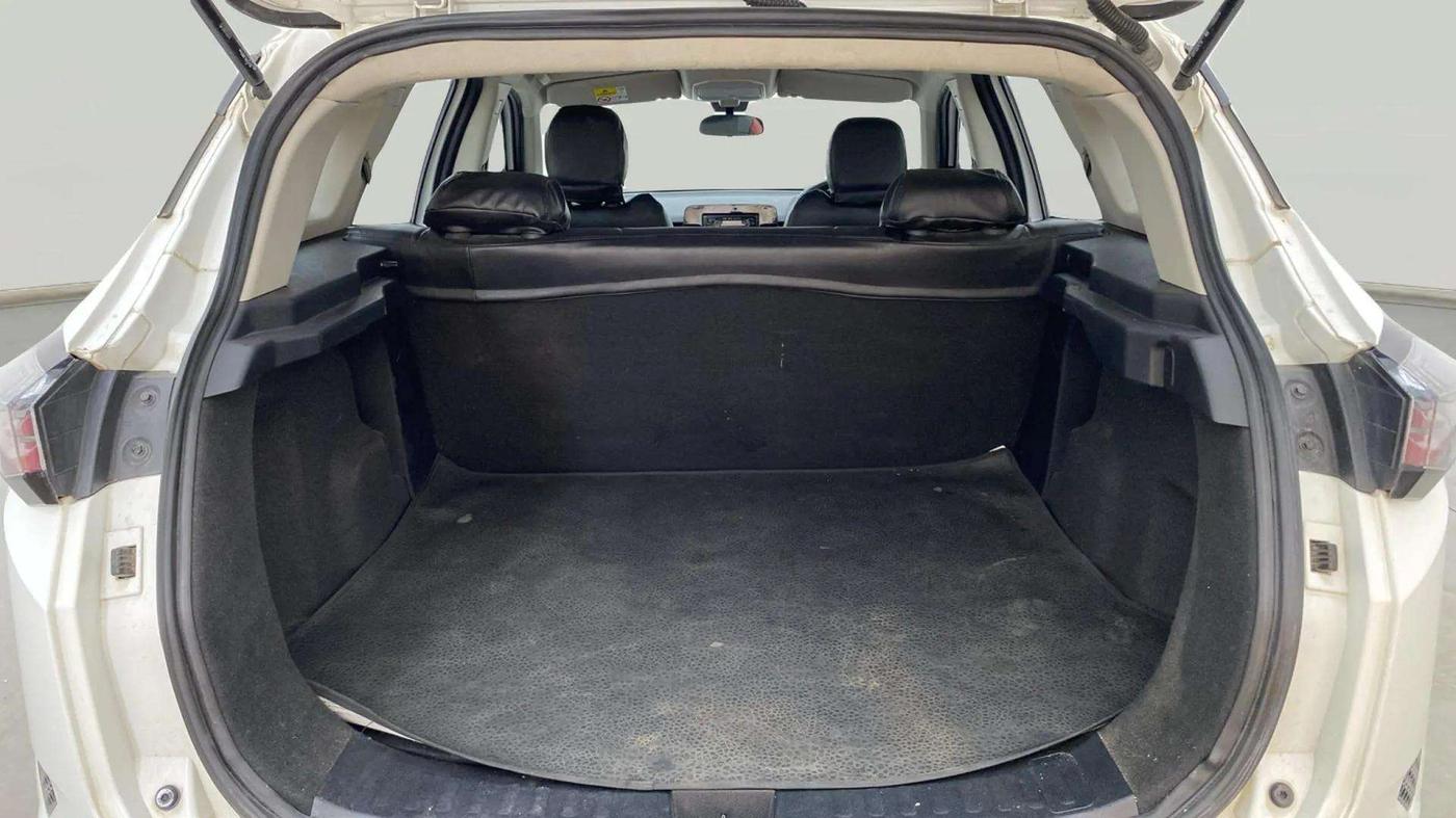 2020 Tata Harrier XE 2.0L KRYOTEC, Diesel, Manual, 76,245 km, Boot Open Zoomed View