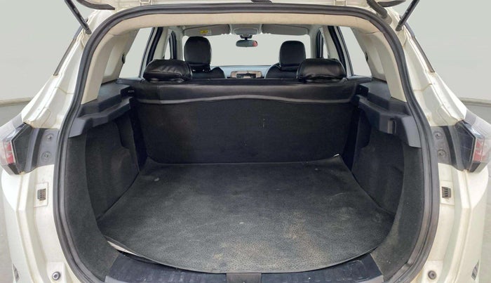 2020 Tata Harrier XE 2.0L KRYOTEC, Diesel, Manual, 75,541 km, Boot Open Zoomed View