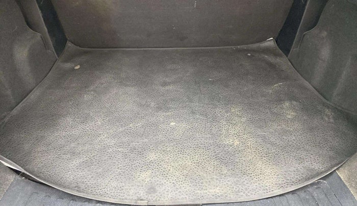 2020 Tata Harrier XE 2.0L KRYOTEC, Diesel, Manual, 75,541 km, Boot Inside