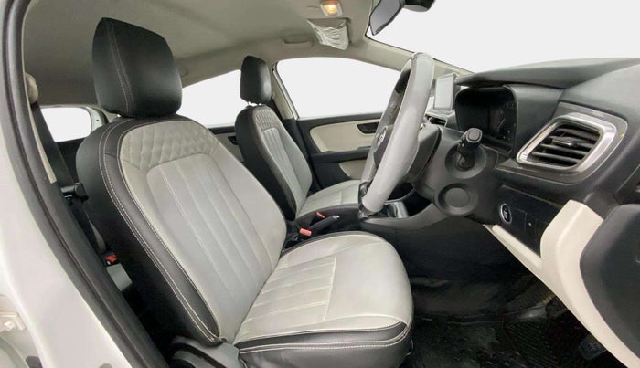 2023 Tata ALTROZ XT DIESEL, Diesel, Manual, 71,175 km, Right Side Front Door Cabin