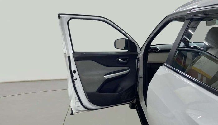 2021 Nissan MAGNITE XL, Petrol, Manual, 25,156 km, LHS Front Door
