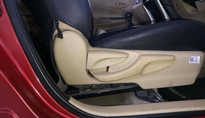 2020 Toyota YARIS J MT, Petrol, Manual, 23,543 km, Driver Side Adjustment Panel