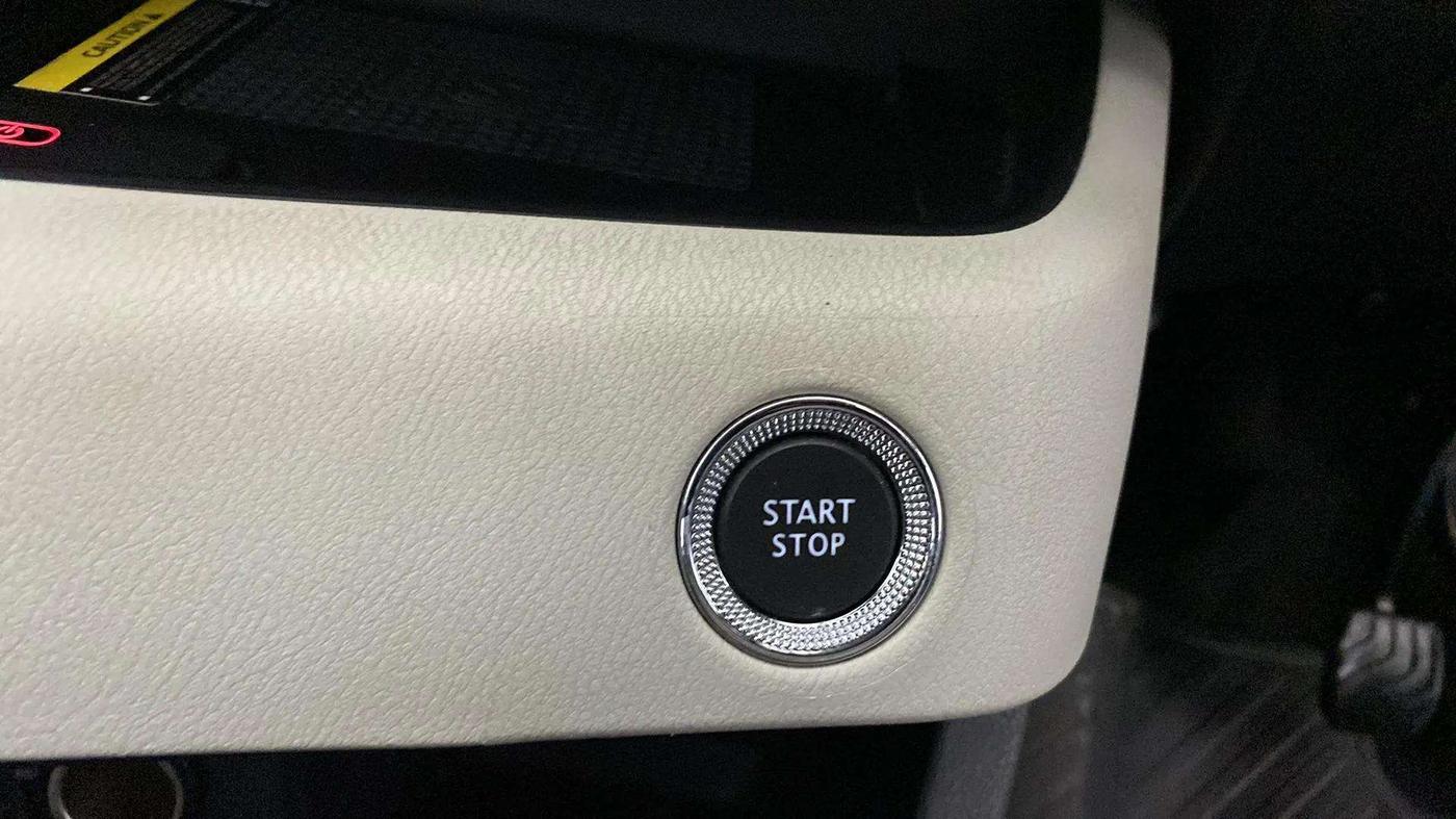 2024 Nissan MAGNITE XV AMT, Petrol, Automatic, 8,826 km, Keyless Start/ Stop Button