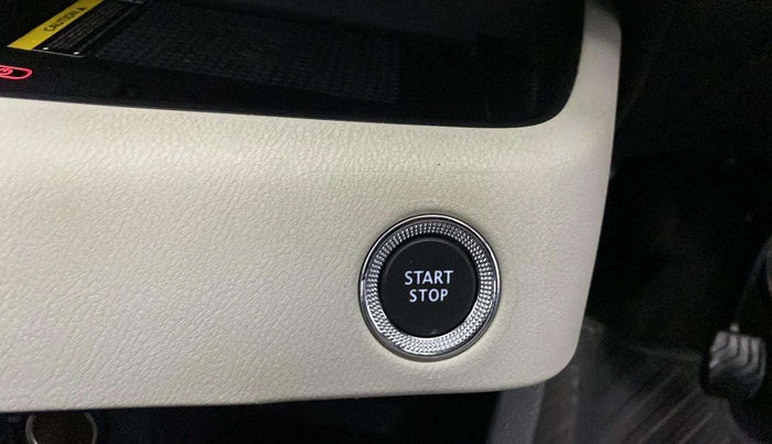 2024 Nissan MAGNITE XV AMT, Petrol, Automatic, 8,826 km, Keyless Start/ Stop Button