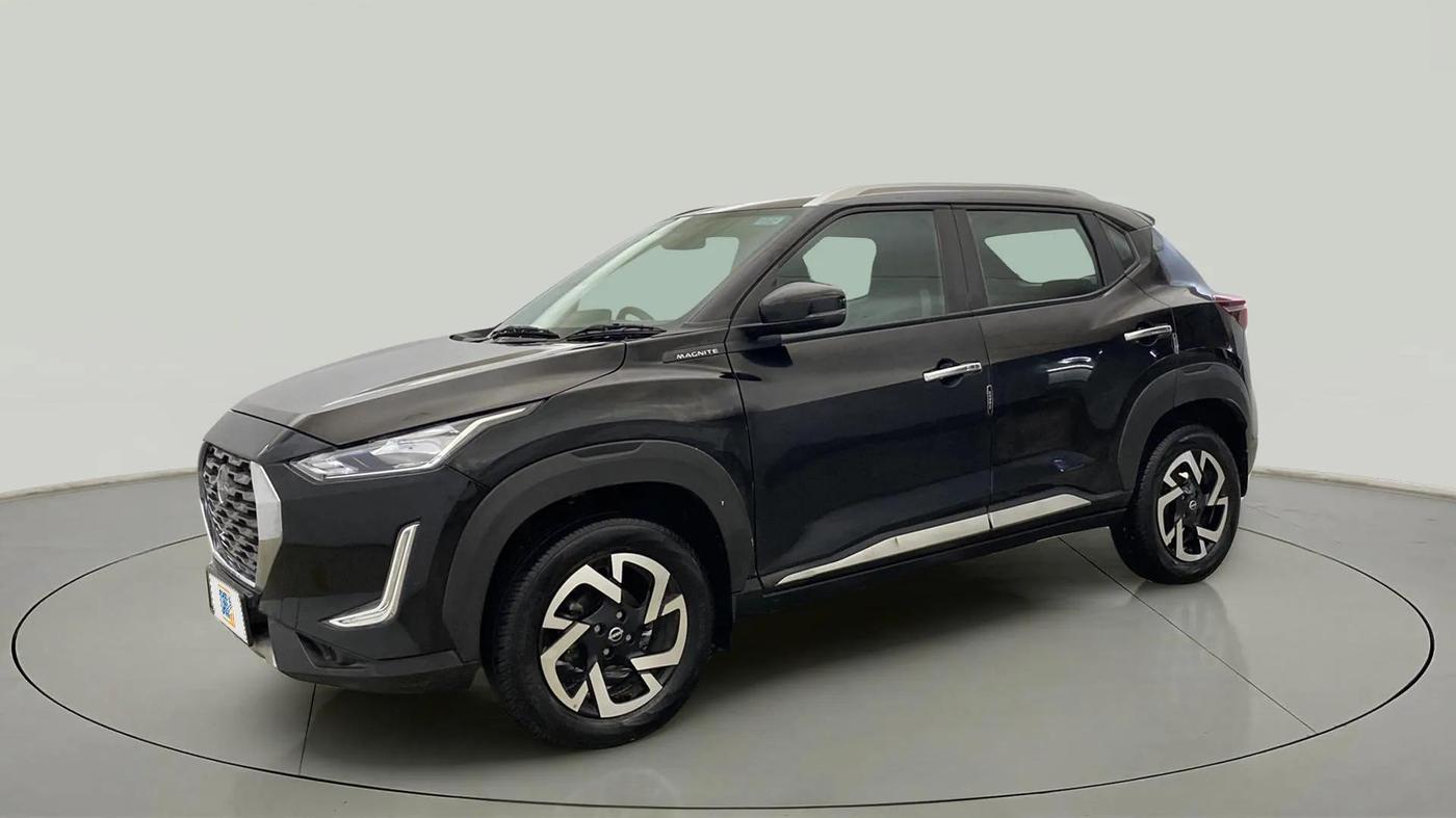 2024 Nissan MAGNITE XV AMT, Petrol, Automatic, 8,826 km, Left Front Diagonal