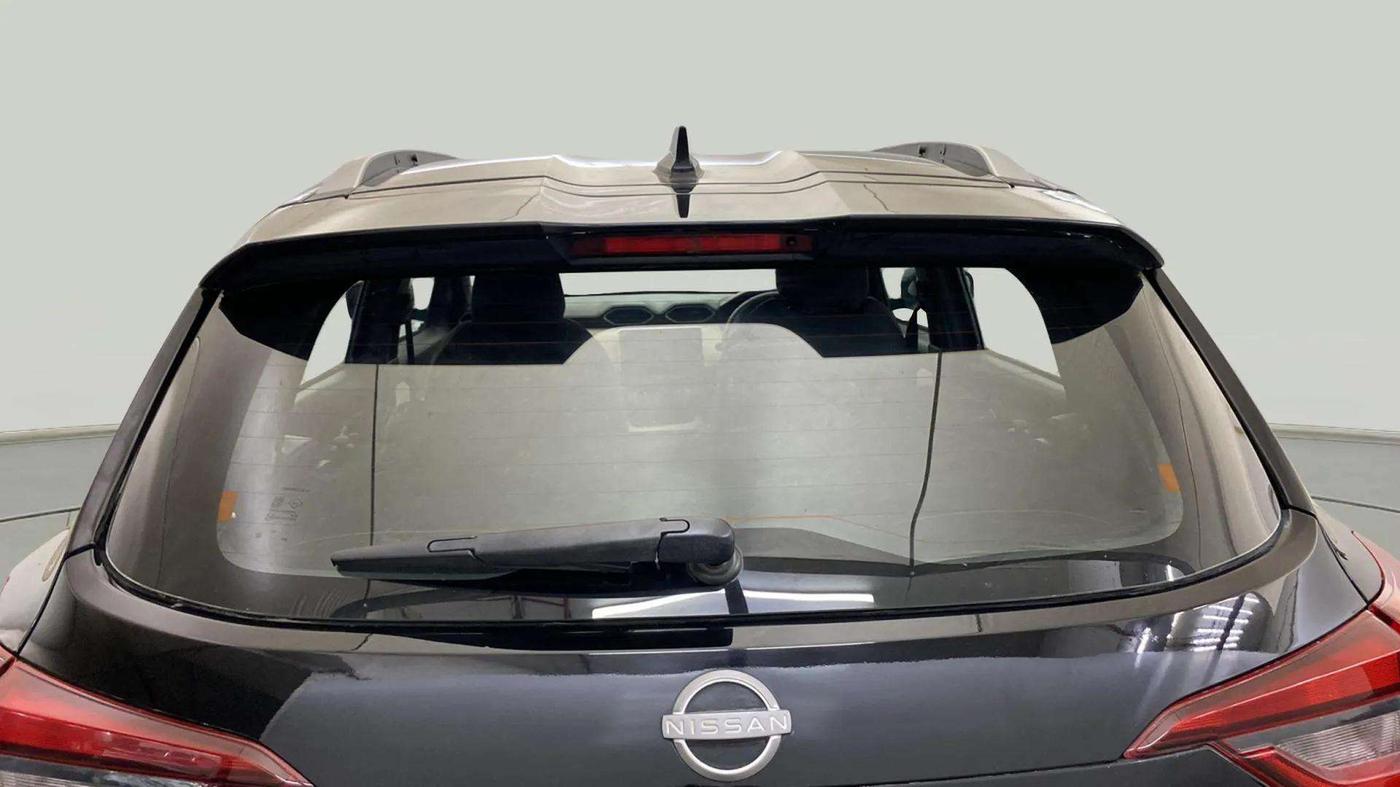 2024 Nissan MAGNITE XV AMT, Petrol, Automatic, 8,826 km, Rear Windshield