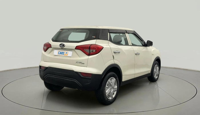2021 Mahindra XUV300 W4 1.2 PETROL, Petrol, Manual, 20,023 km, Right Back Diagonal