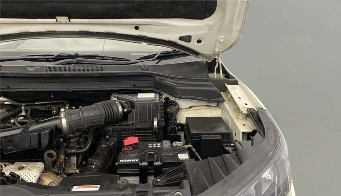 2021 Mahindra XUV300 W4 1.2 PETROL, Petrol, Manual, 20,023 km, Engine View - Left