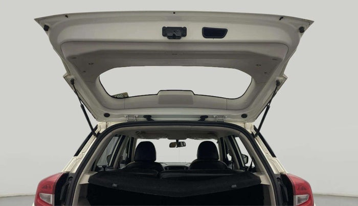 2021 Mahindra XUV300 W4 1.2 PETROL, Petrol, Manual, 20,023 km, Boot Door Open