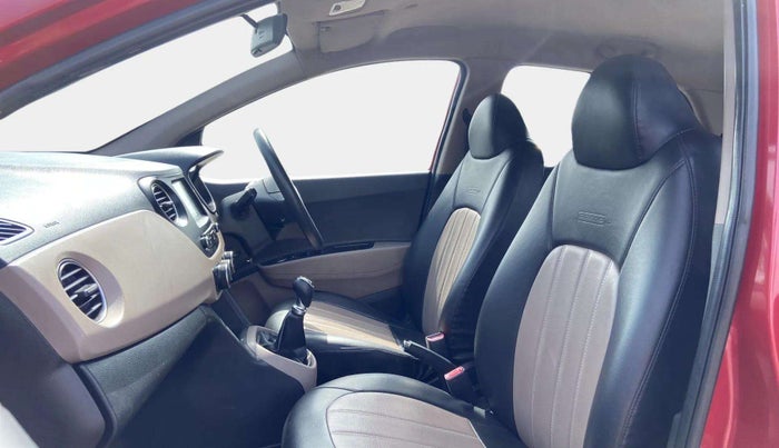 2017 Hyundai Grand i10 SPORTZ (O) 1.2 KAPPA VTVT, Petrol, Manual, 74,577 km, Right Side Front Door Cabin