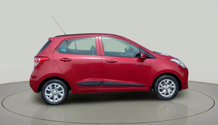 2017 Hyundai Grand i10 SPORTZ (O) 1.2 KAPPA VTVT, Petrol, Manual, 74,577 km, Right Side View