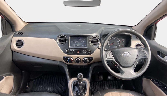 2017 Hyundai Grand i10 SPORTZ (O) 1.2 KAPPA VTVT, Petrol, Manual, 74,577 km, Dashboard