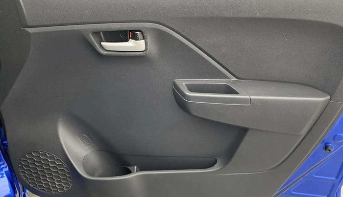 2023 Maruti Alto K10 VXI PLUS, Petrol, Manual, 14,337 km, Driver Side Door Panels Control