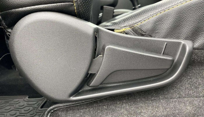 2023 Maruti Alto K10 VXI PLUS, Petrol, Manual, 14,337 km, Driver Side Adjustment Panel