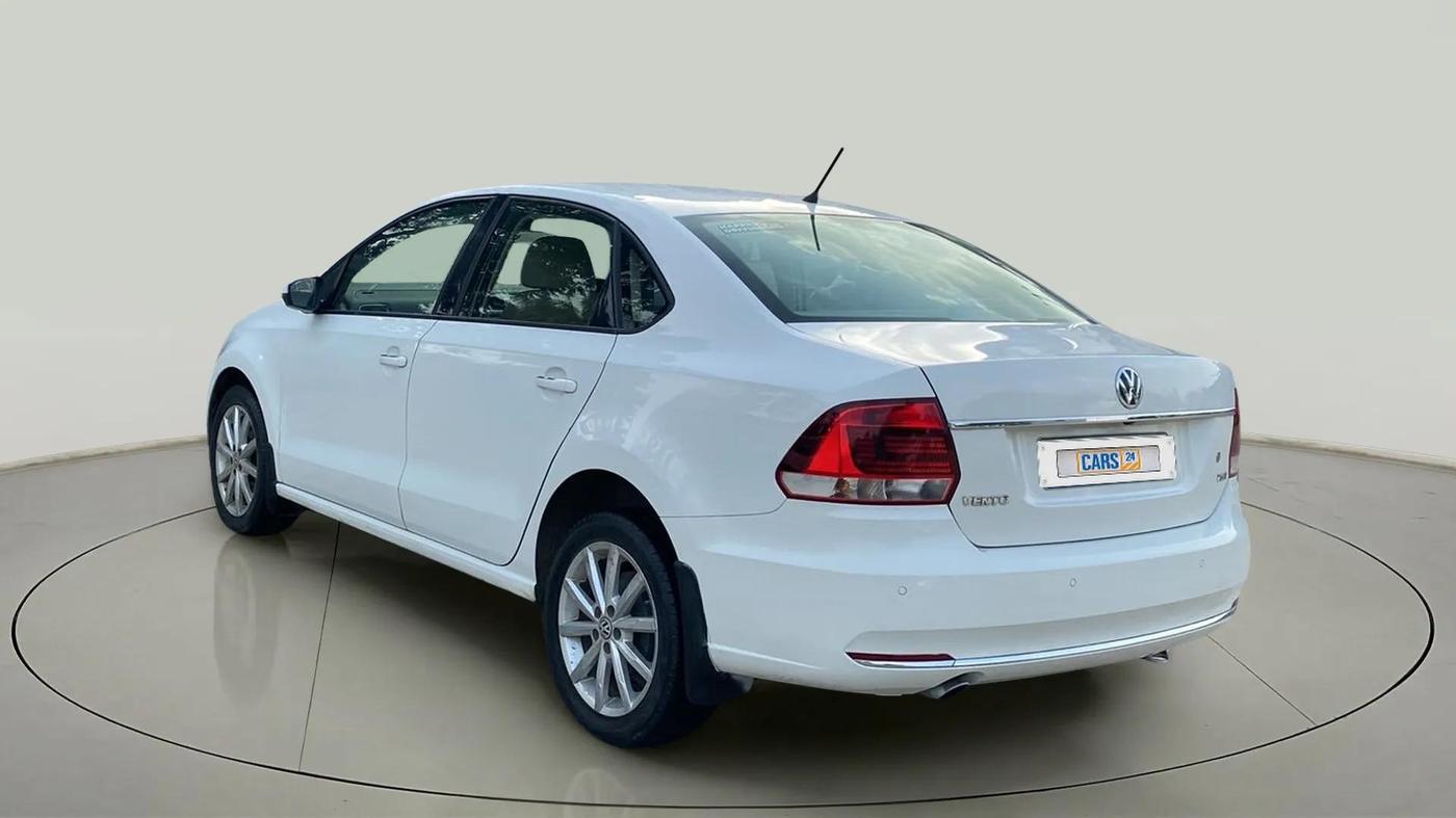 2018 Volkswagen Vento HIGHLINE PLUS 1.2 AT 16 ALLOY, Petrol, Automatic, 99,000 km, Left Back Diagonal
