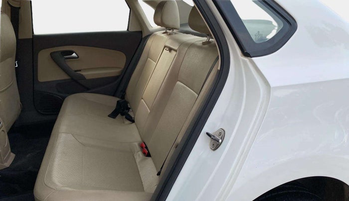 2018 Volkswagen Vento HIGHLINE PLUS 1.2 AT 16 ALLOY, Petrol, Automatic, 98,750 km, Right Side Rear Door Cabin