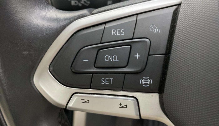 2023 Volkswagen VIRTUS TOPLINE TSI 1.0 MT, Petrol, Manual, 30,573 km, Adaptive Cruise Control