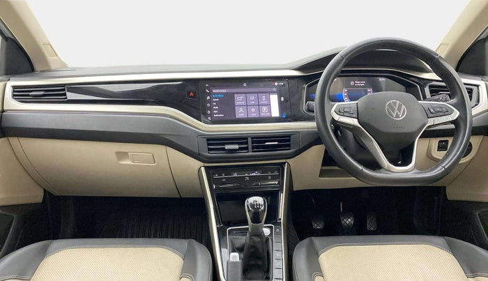 2023 Volkswagen VIRTUS TOPLINE TSI 1.0 MT, Petrol, Manual, 30,573 km, Dashboard