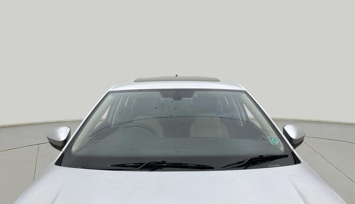 2023 Volkswagen VIRTUS TOPLINE TSI 1.0 MT, Petrol, Manual, 30,573 km, Front Windshield