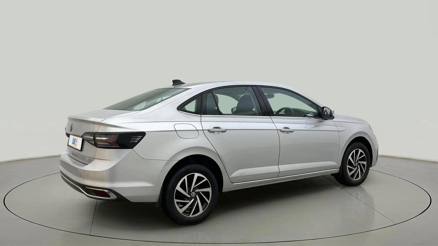 2023 Volkswagen VIRTUS TOPLINE TSI 1.0 MT, Petrol, Manual, 30,573 km, Right Back Diagonal