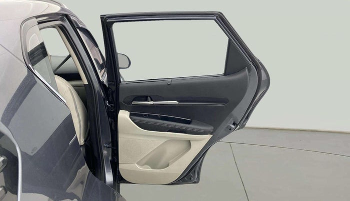 2023 KIA SONET HTX 1.0 IMT, Petrol, Manual, 18,711 km, RHS Rear Door