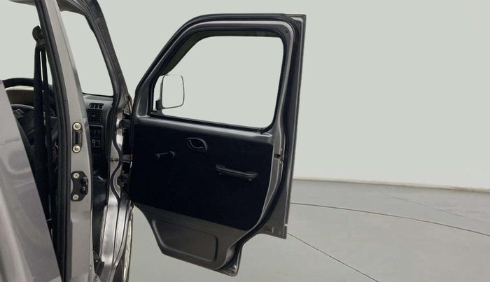 2022 Maruti Eeco 7 STR STD(O), Petrol, Manual, 24,543 km, RHS Front Door