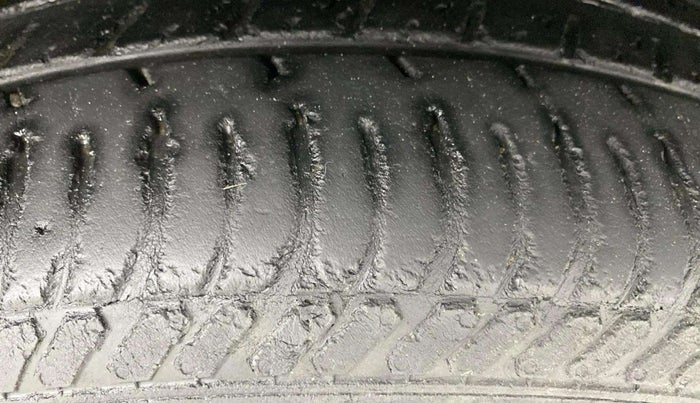 2017 Ford Ecosport TREND + 1.5L PETROL AT, Petrol, Automatic, 48,901 km, Right Front Tyre Tread