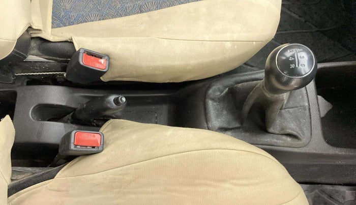 2015 Hyundai Eon ERA +, Petrol, Manual, 78,708 km, Gear Lever