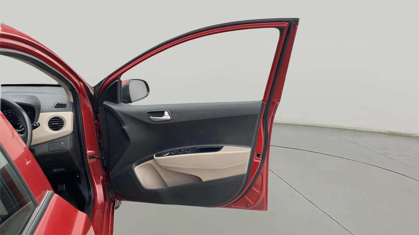 2018 Hyundai Grand i10 SPORTZ (O) AT 1.2 KAPPA VTVT, Petrol, Automatic, 51,831 km, RHS Front Door