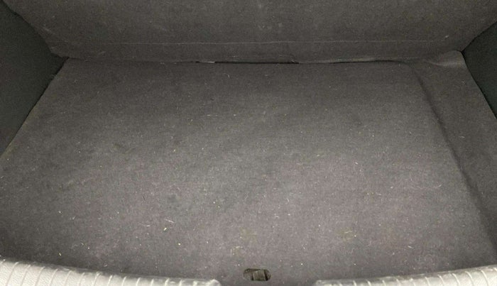 2018 Hyundai Grand i10 SPORTZ (O) AT 1.2 KAPPA VTVT, Petrol, Automatic, 51,831 km, Boot Inside