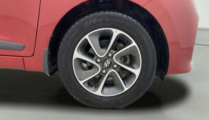 2018 Hyundai Grand i10 SPORTZ AT 1.2 KAPPA VTVT, Petrol, Automatic, 37,993 km, Right Front Wheel