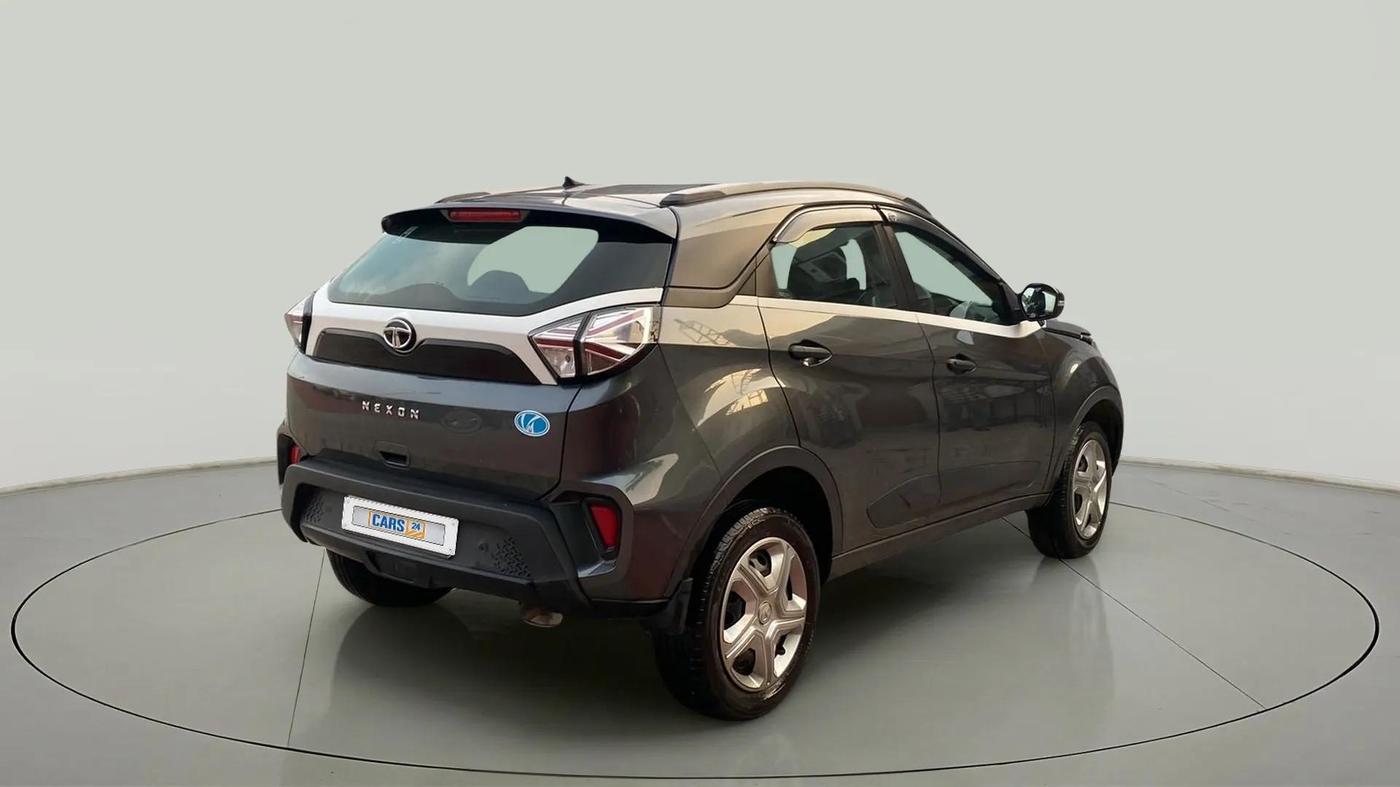 2022 Tata NEXON XMA SUNROOF PETROL, Petrol, Automatic, 12,162 km, Right Back Diagonal