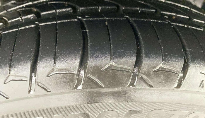 2018 Ford FREESTYLE TITANIUM 1.2 PETROL, Petrol, Manual, 35,311 km, Right Rear Tyre Tread