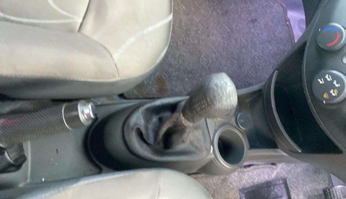 2015 Chevrolet Beat LT PETROL, Petrol, Manual, 53,446 km, Gear Lever
