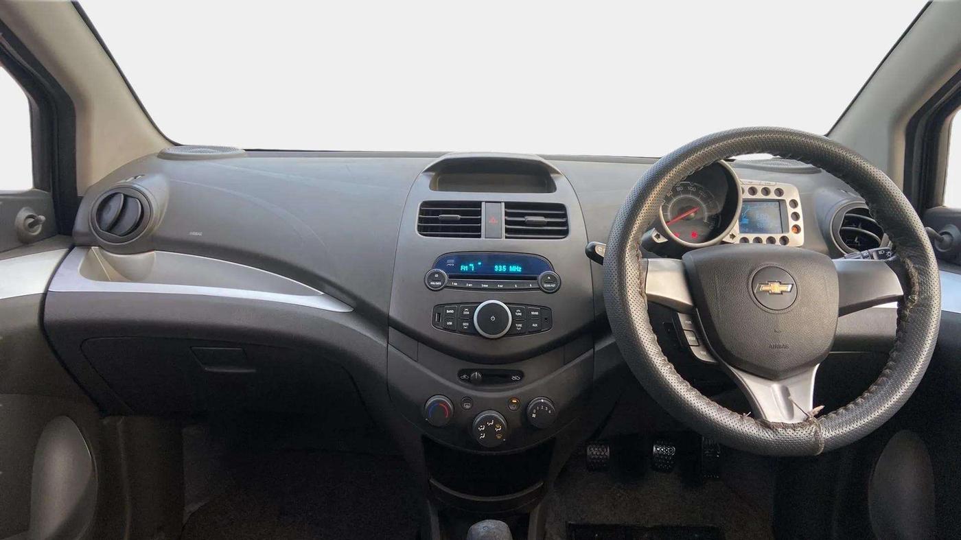 2015 Chevrolet Beat LT PETROL, Petrol, Manual, 53,614 km, Dashboard