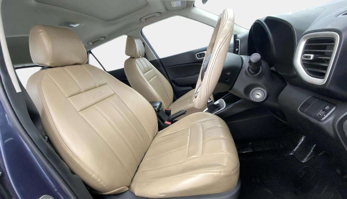 2019 Hyundai VENUE SX 1.0 TURBO, Petrol, Manual, 87,827 km, Right Side Front Door Cabin