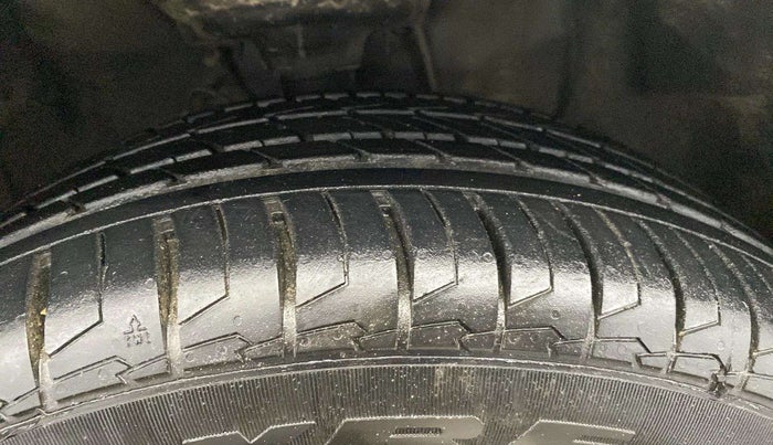 2019 Hyundai Elite i20 ASTA 1.2 (O), Petrol, Manual, 53,332 km, Right Front Tyre Tread