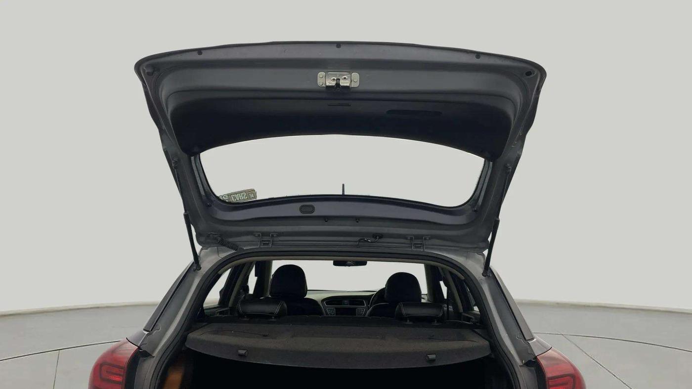2019 Hyundai Elite i20 ASTA 1.2 (O), Petrol, Manual, 53,332 km, Boot Door Open