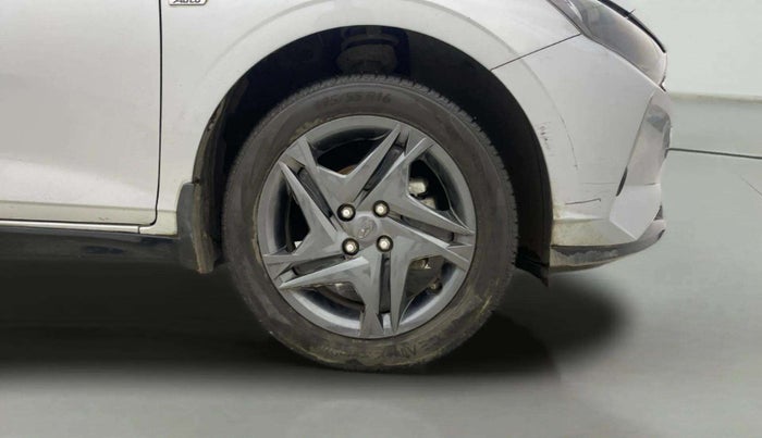 2023 Hyundai NEW I20 Sportz 1.2 IVT, Petrol, Automatic, 19,234 km, Right Front Wheel