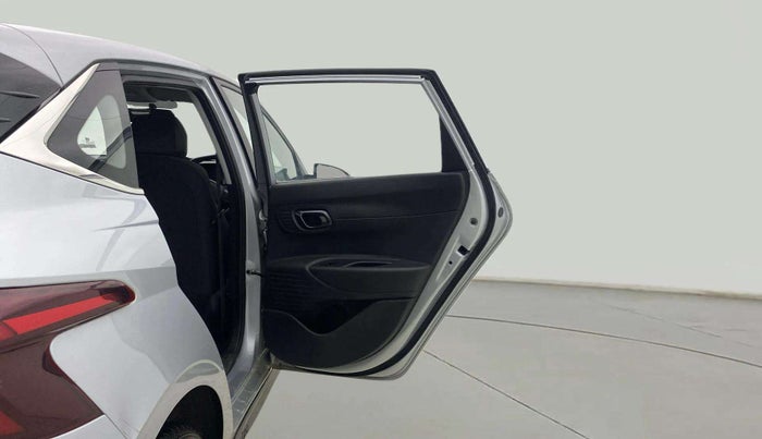 2023 Hyundai NEW I20 Sportz 1.2 IVT, Petrol, Automatic, 19,234 km, RHS Rear Door
