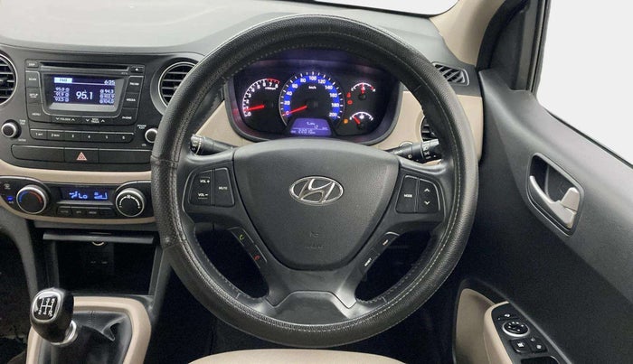 2015 Hyundai Xcent SX 1.2 (O), Petrol, Manual, 21,966 km, Steering Wheel Close Up
