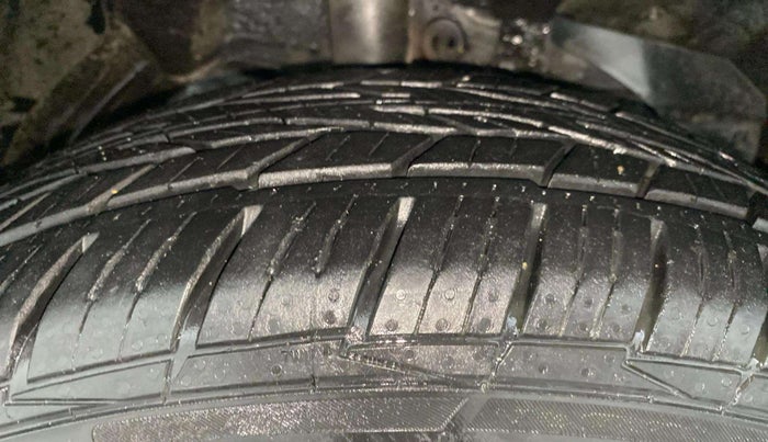 2020 MG HECTOR SHARP 1.5 DCT PETROL, Petrol, Automatic, 73,159 km, Right Front Tyre Tread