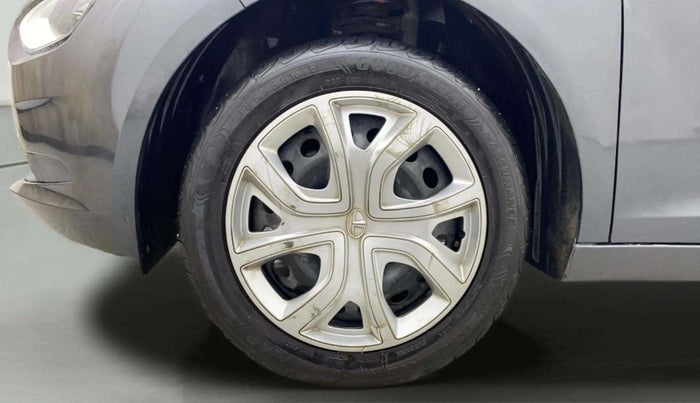 2020 Tata ALTROZ XT DIESEL, Diesel, Manual, 69,044 km, Left Front Wheel