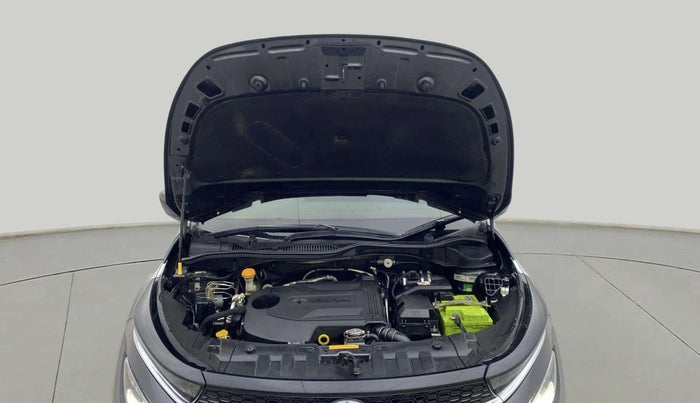 2020 Tata ALTROZ XT DIESEL, Diesel, Manual, 69,044 km, Open Bonet