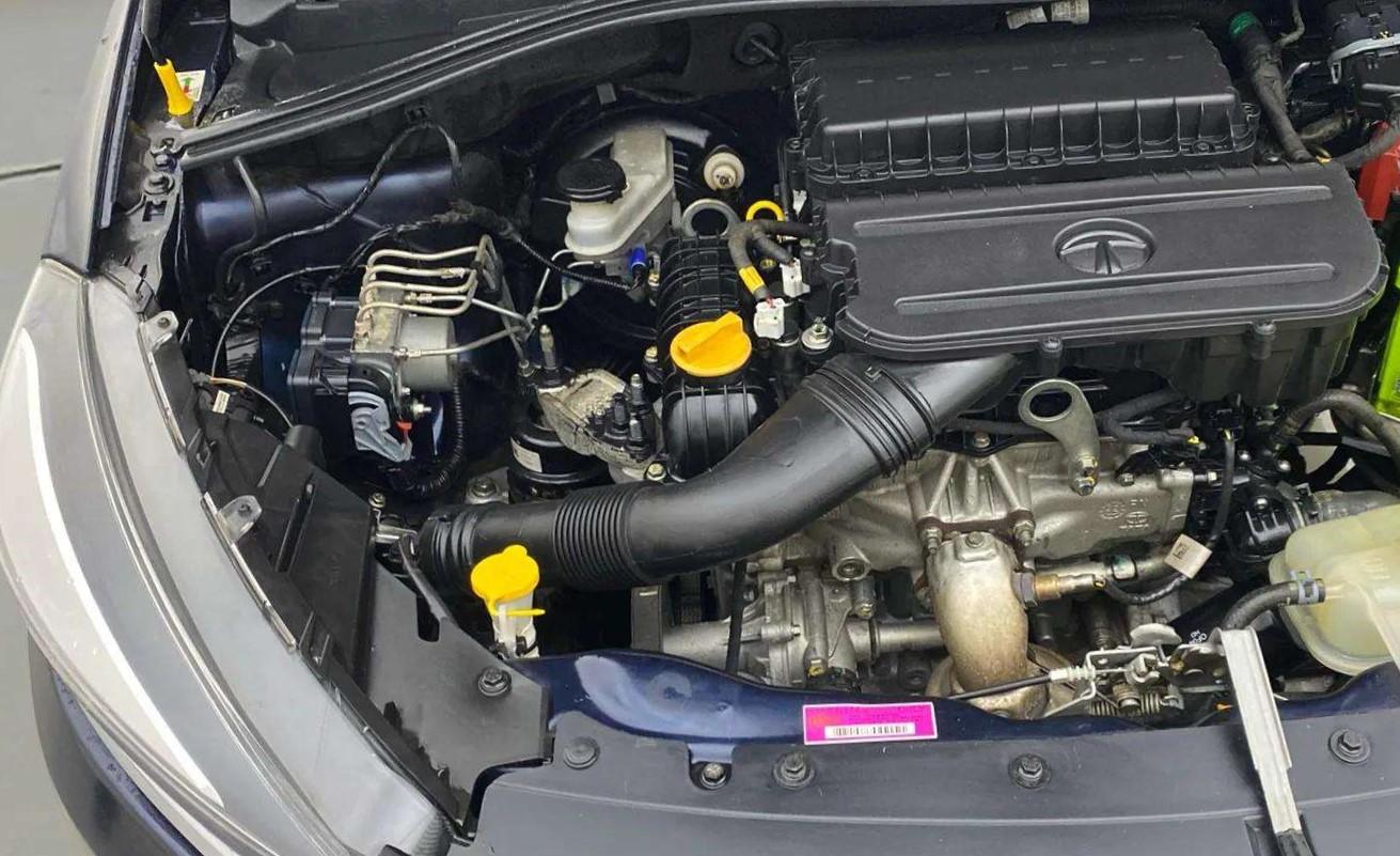 2022 Tata TIGOR XZ PLUS CNG, CNG, Manual, 36,138 km, Engine View - Right