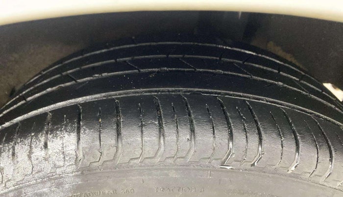 2021 Toyota Glanza V, Petrol, Manual, 1,21,586 km, Left Rear Tyre Tread