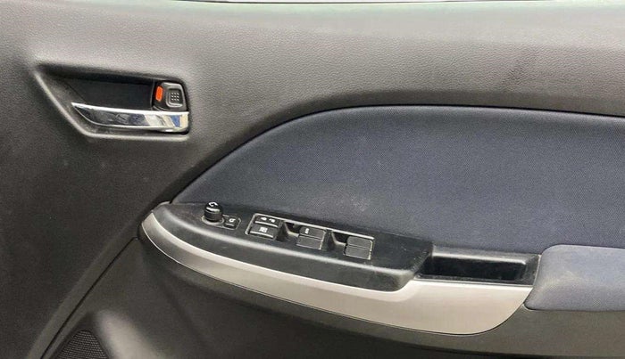 2021 Toyota Glanza V, Petrol, Manual, 1,21,586 km, Driver Side Door Panels Control
