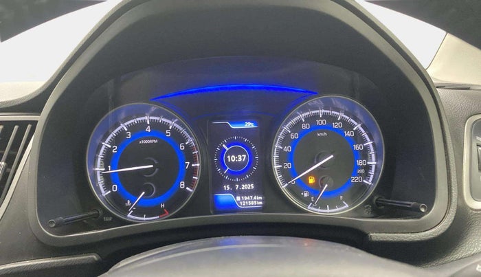 2021 Toyota Glanza V, Petrol, Manual, 1,21,586 km, Odometer Image