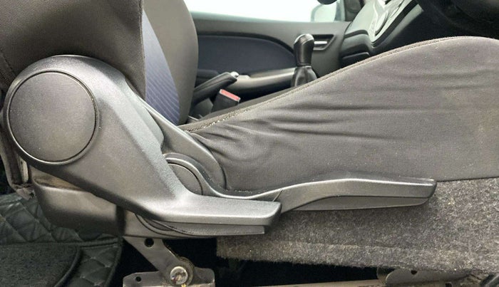 2021 Toyota Glanza V, Petrol, Manual, 1,21,586 km, Driver Side Adjustment Panel