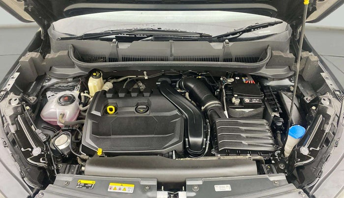2024 Skoda KUSHAQ STYLE 1.5L TSI DSG (6 AIRBAGS), Petrol, Automatic, 8,891 km, Engine View